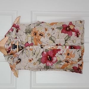 100% Silk Sleevless Hawaiin Shirt